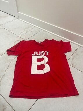 American Apparel Red Just B Graphic V-Neck T-Shirt Size L